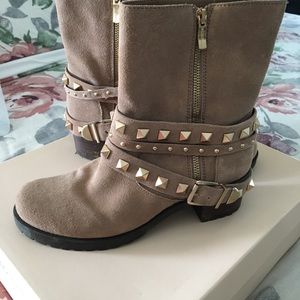 Tan Suede ankle boot